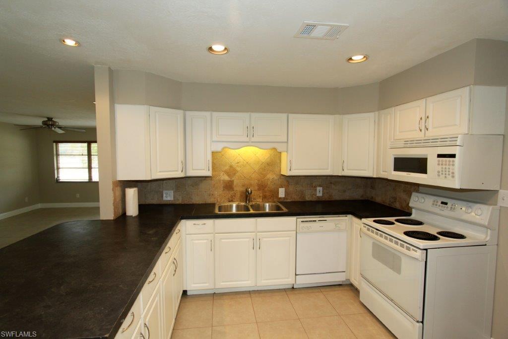 BONITA FARMS - Residential