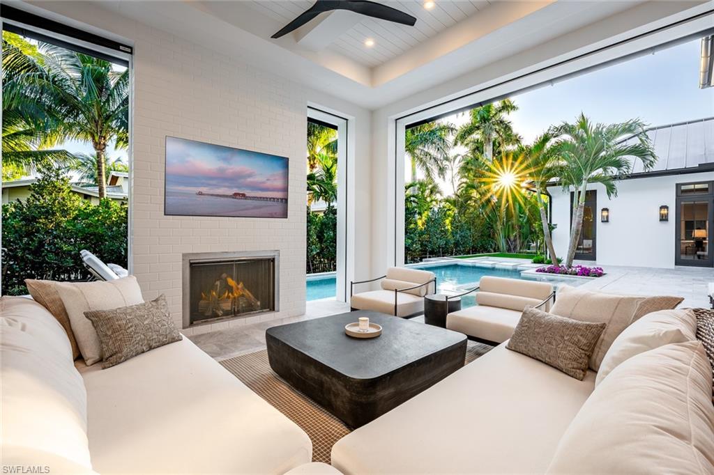 OLDE NAPLES - Residential