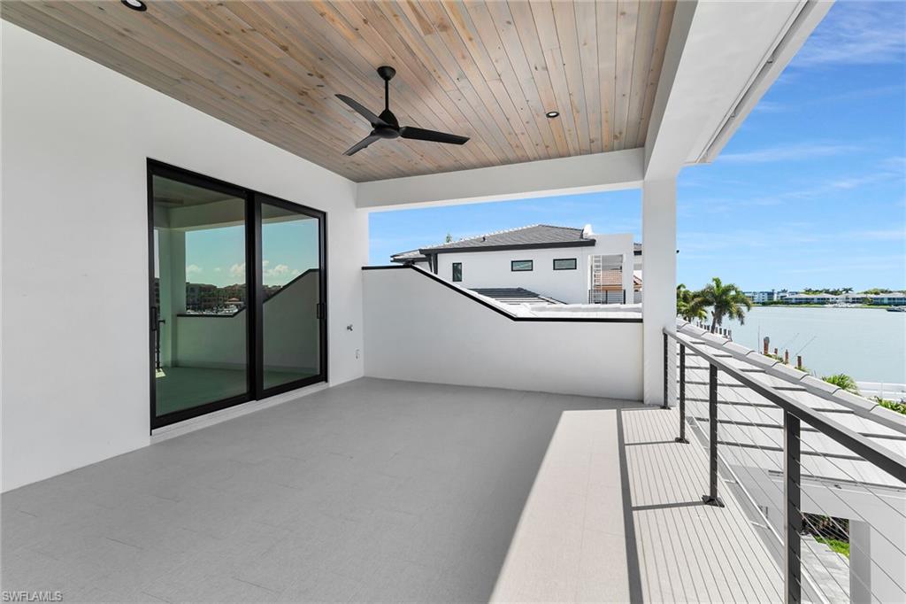 MARCO BEACH - Residential