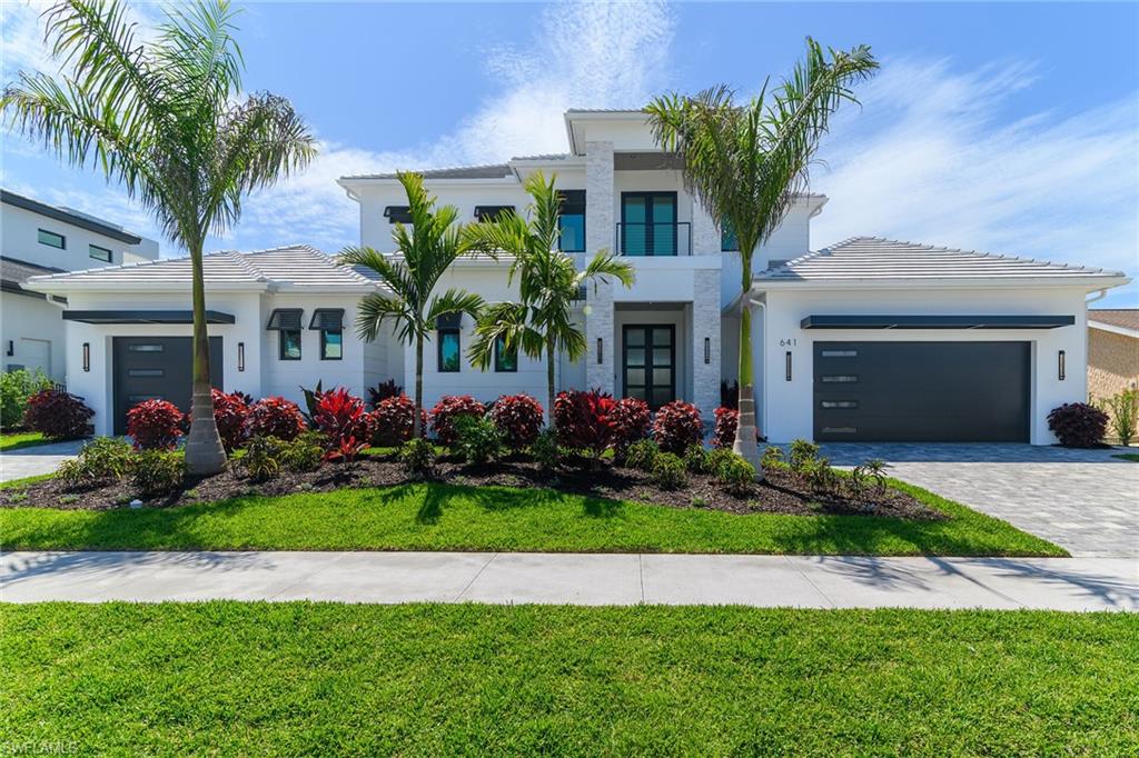 MARCO BEACH - Residential