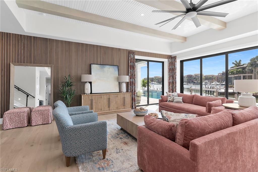 MARCO BEACH - Residential