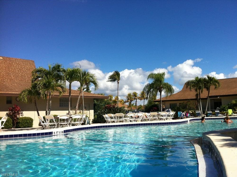 GLADES COUNTRY CLUB - Residential