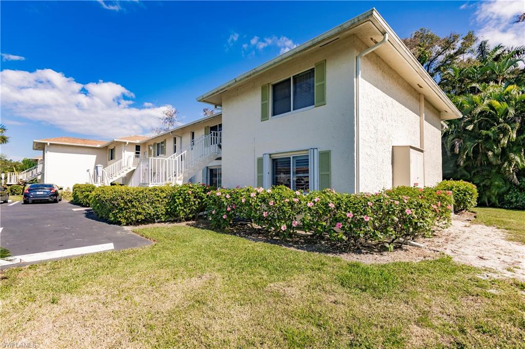GLADES COUNTRY CLUB - Residential