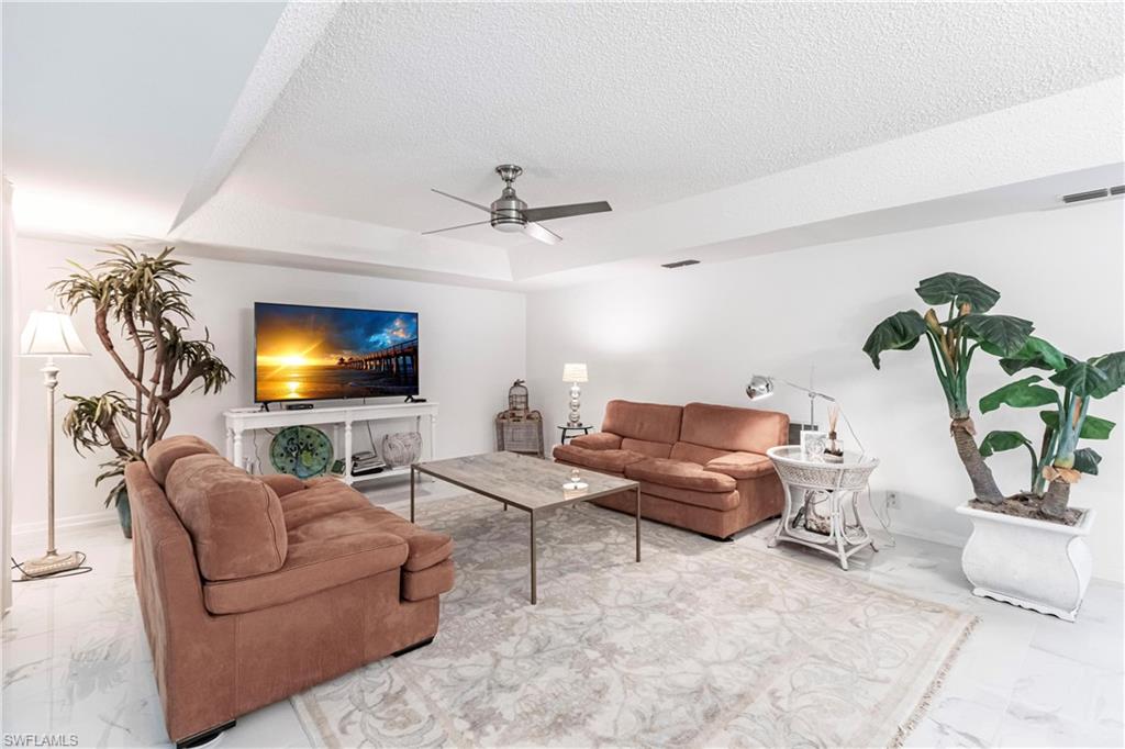 GLADES COUNTRY CLUB - Residential