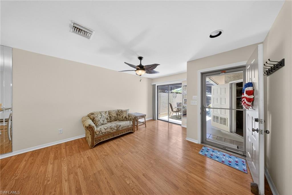 VILLAS VILLAGE - Residential