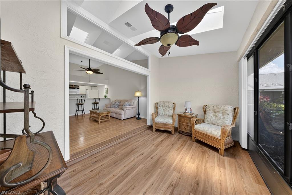 VILLAS VILLAGE - Residential