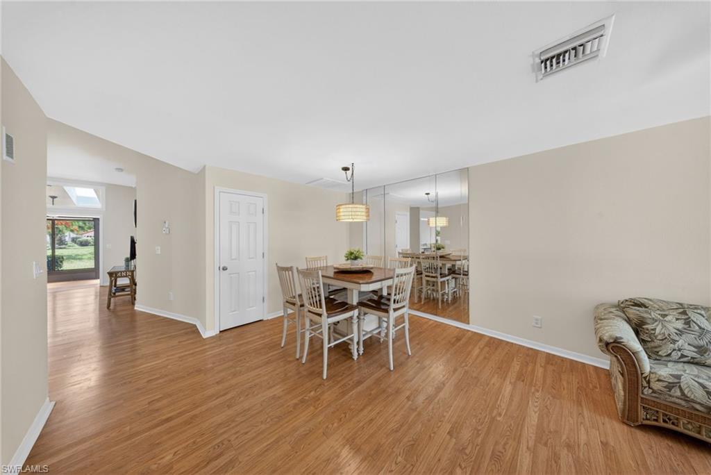 VILLAS VILLAGE - Residential