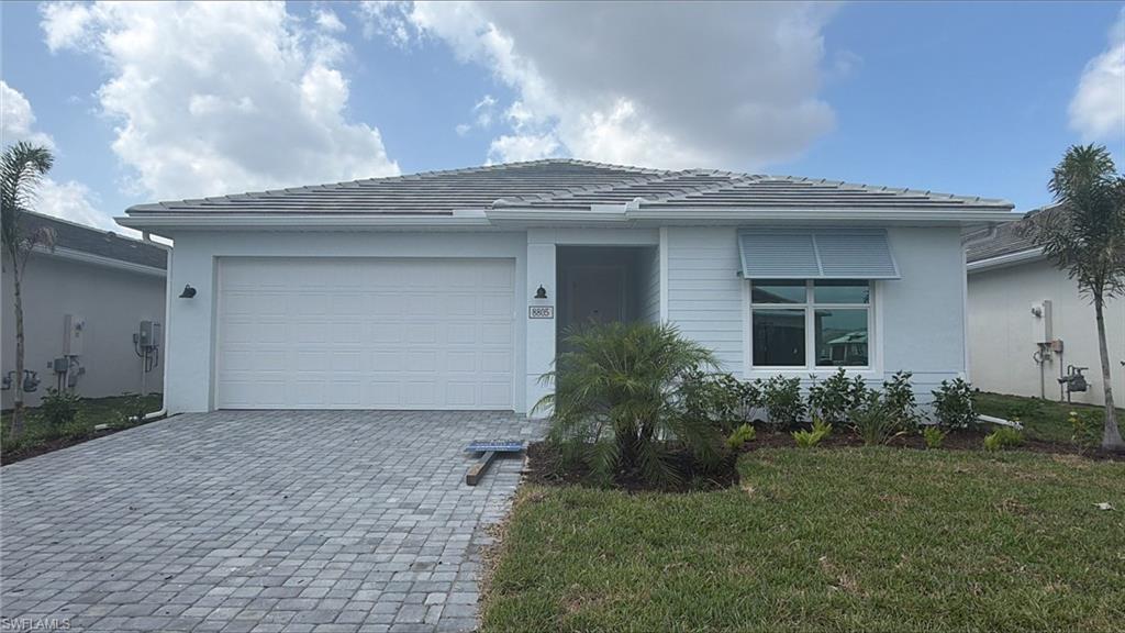 SEVEN SHORES - Residential