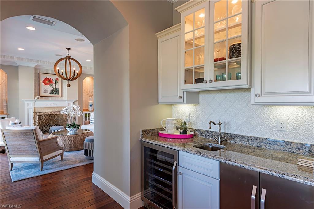 AQUALANE SHORES - Residential