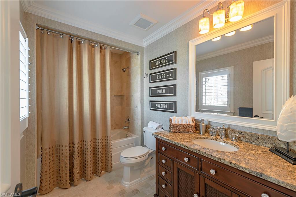 AQUALANE SHORES - Residential