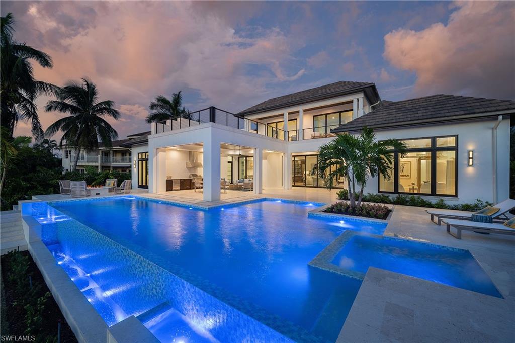 MOORINGS - Residential
