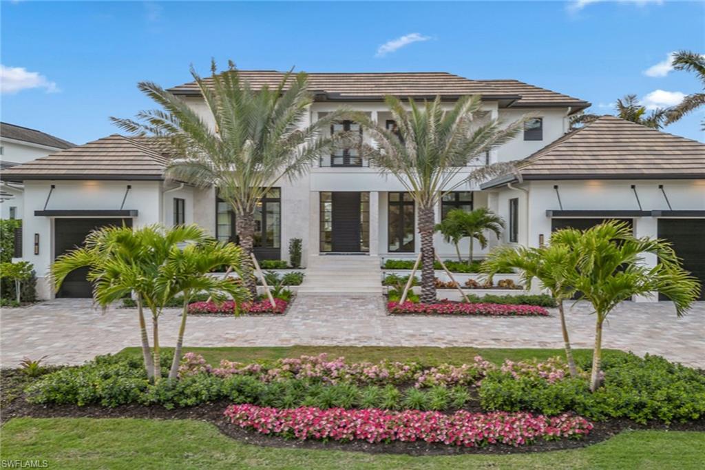 MOORINGS - Residential