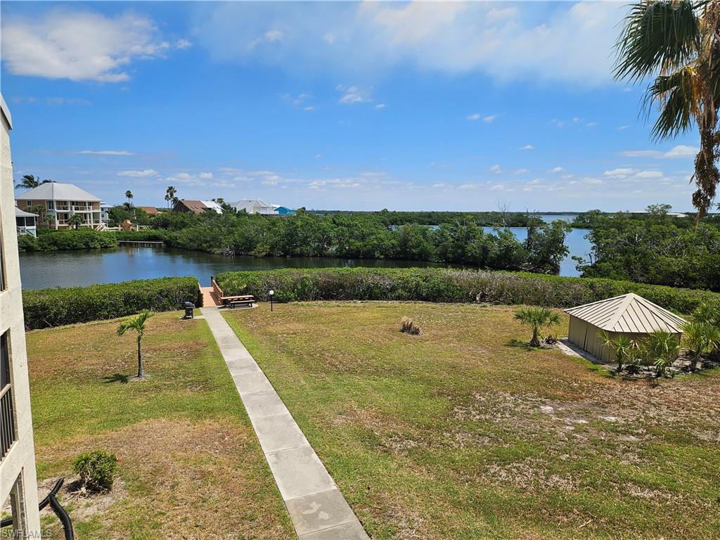 BAY VILLAGE CONDO - Residential