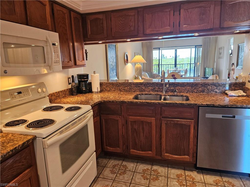 BAY VILLAGE CONDO - Residential