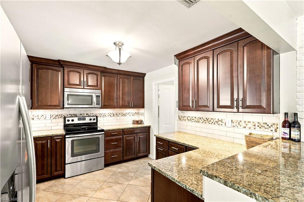POINCIANA PARK - Residential