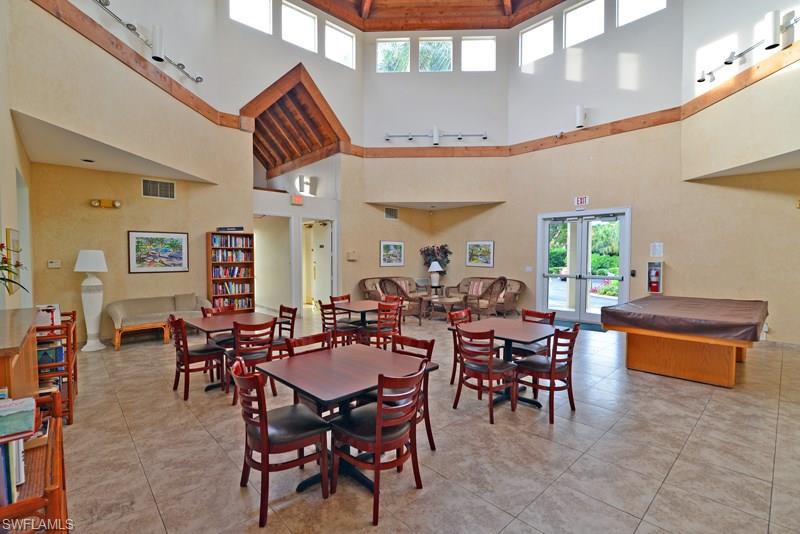 VILLAGES AT EMERALD LAKES - Residential Lease