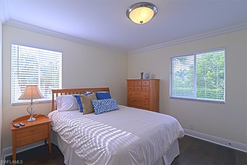 VILLAGES AT EMERALD LAKES - Residential Lease
