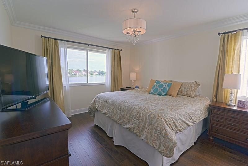 VILLAGES AT EMERALD LAKES - Residential Lease