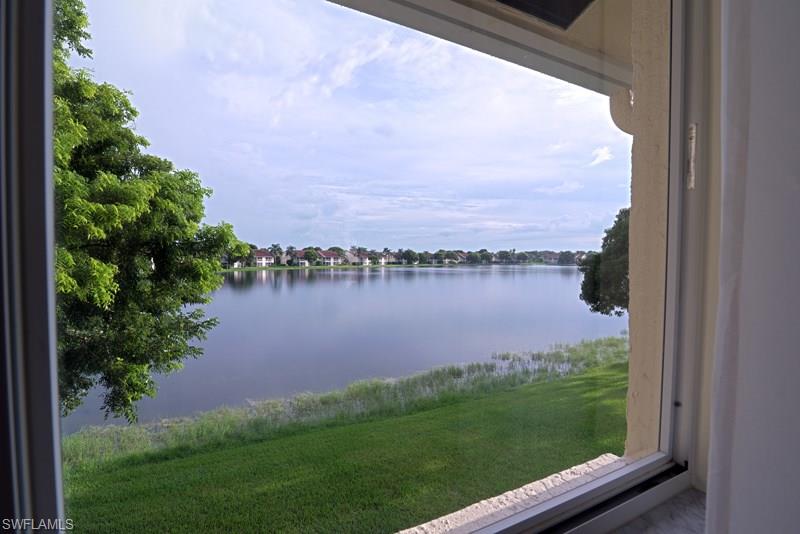 VILLAGES AT EMERALD LAKES - Residential Lease