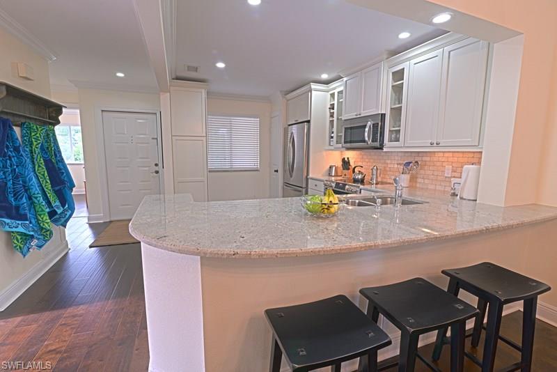 VILLAGES AT EMERALD LAKES - Residential Lease