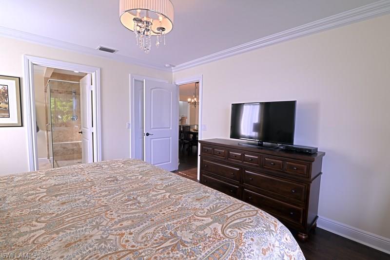 VILLAGES AT EMERALD LAKES - Residential Lease