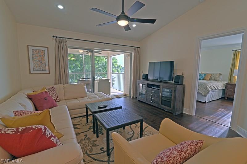 VILLAGES AT EMERALD LAKES - Residential Lease