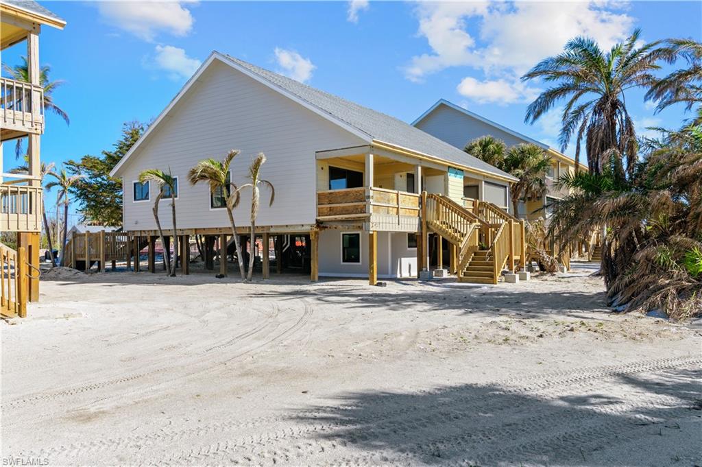 BEACH COTTAGES - Residential