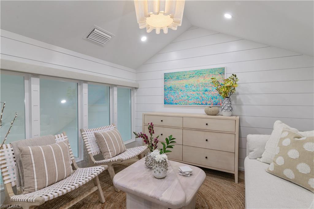BEACH COTTAGES - Residential