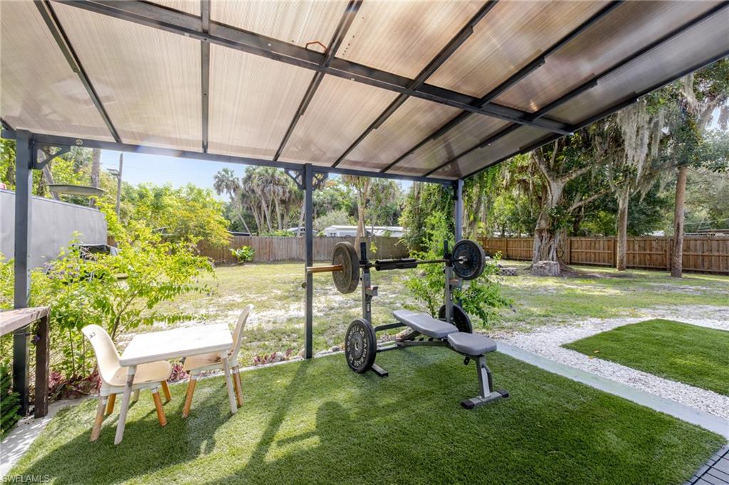RUSSELL PARK - Residential
