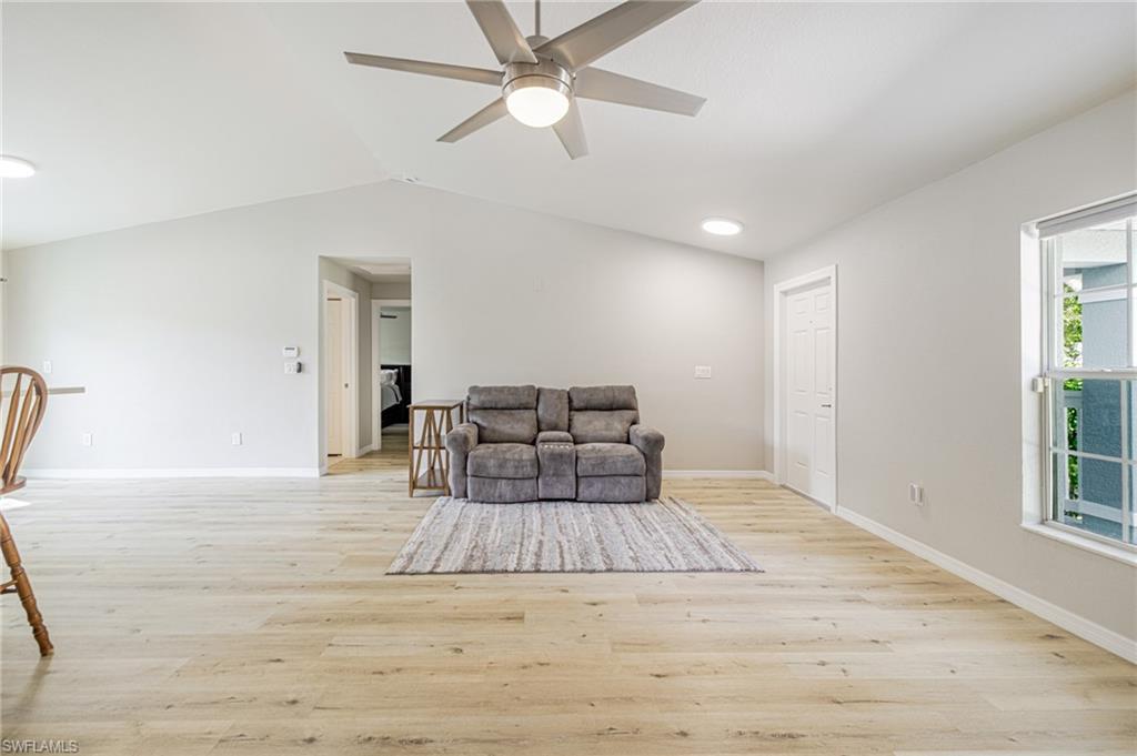 RUSSELL PARK - Residential
