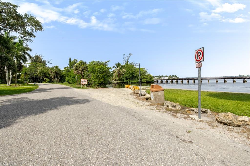 RUSSELL PARK - Residential