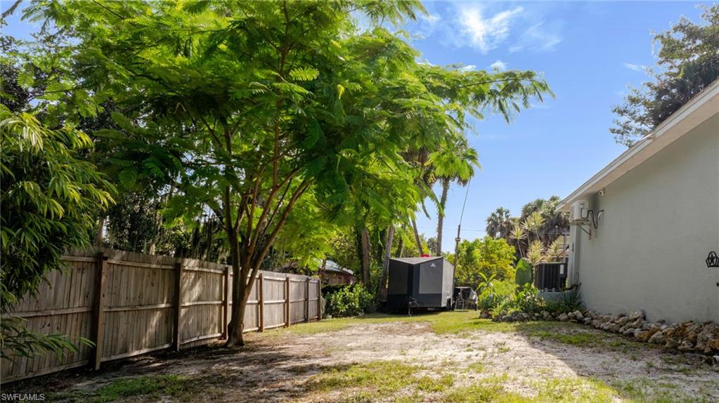 RUSSELL PARK - Residential