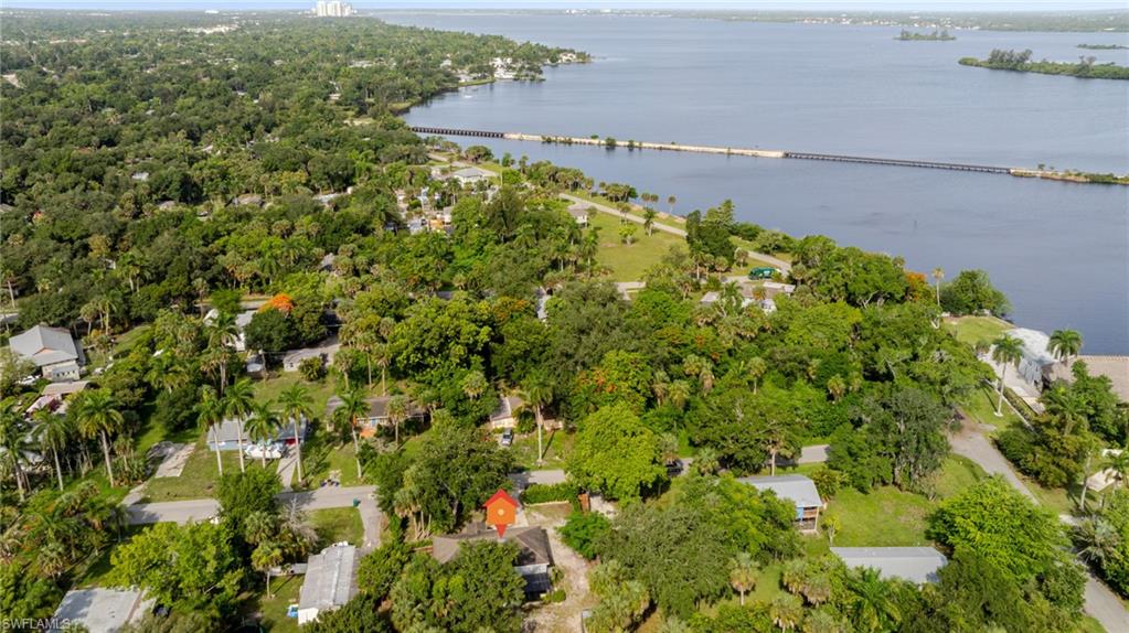 RUSSELL PARK - Residential
