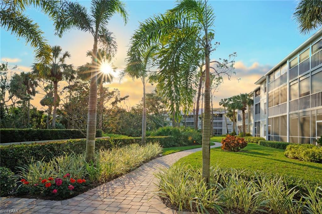 THE PINES - Residential