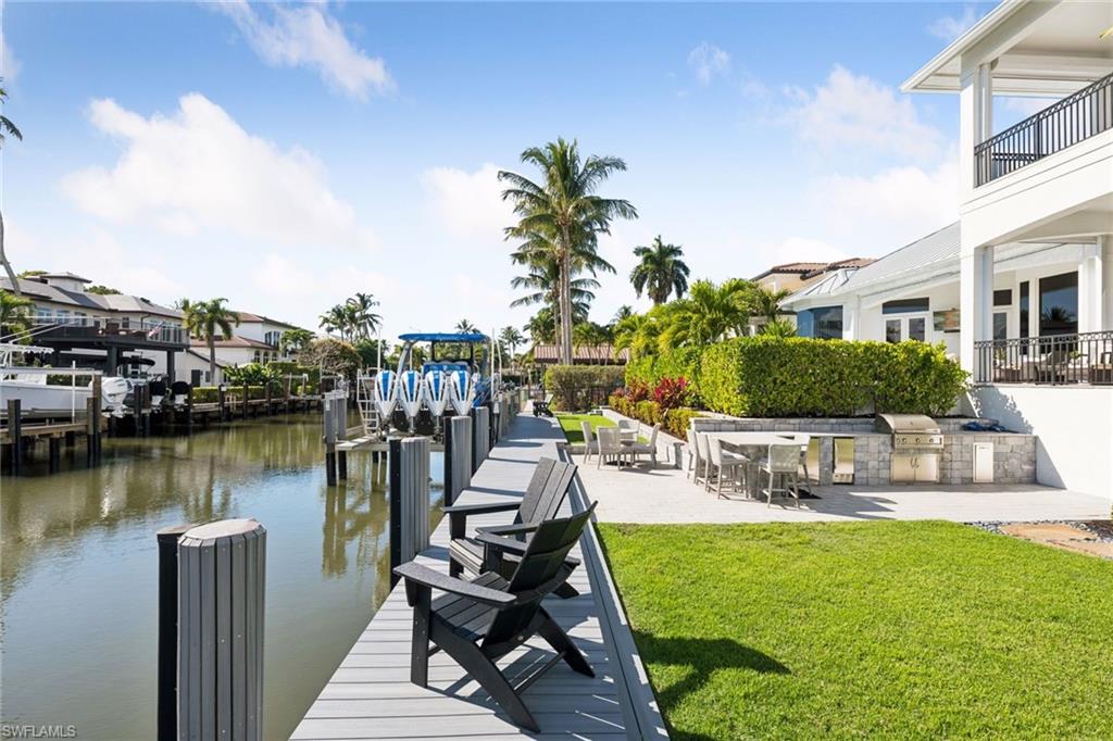 AQUALANE SHORES - Residential