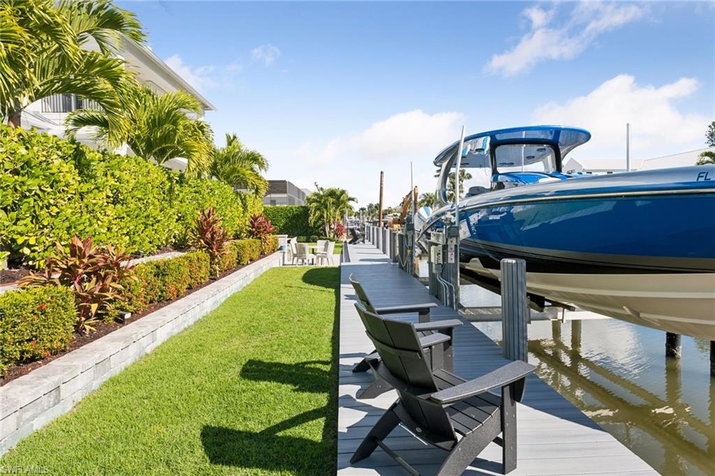 AQUALANE SHORES - Residential