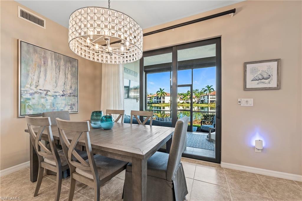 COACH HOMES AT LIVINGSTON LAKES - Residential