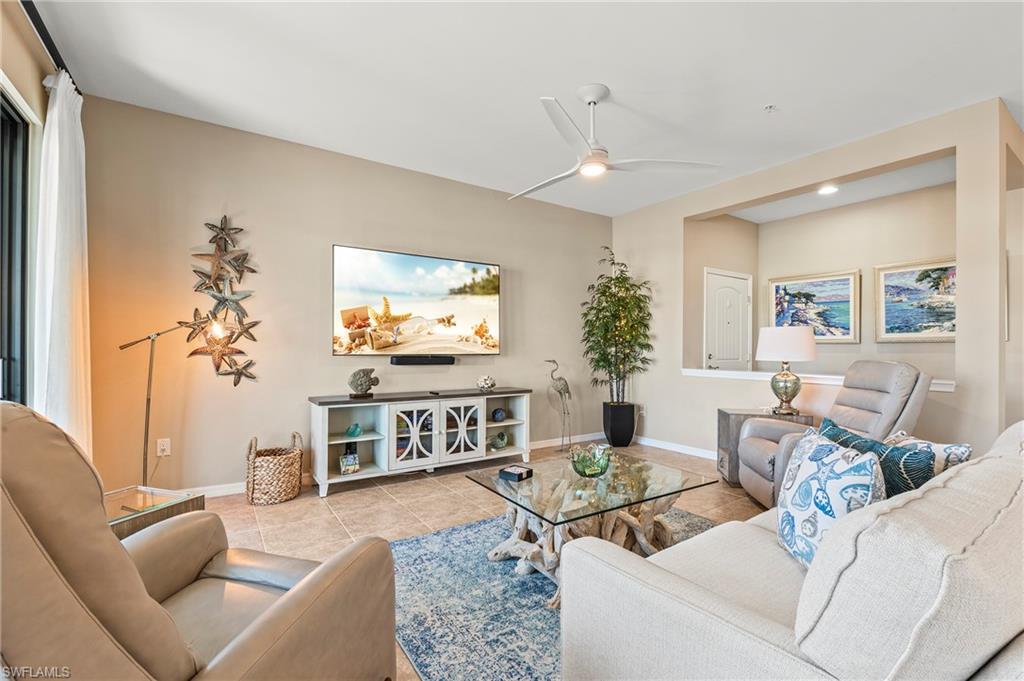 COACH HOMES AT LIVINGSTON LAKES - Residential