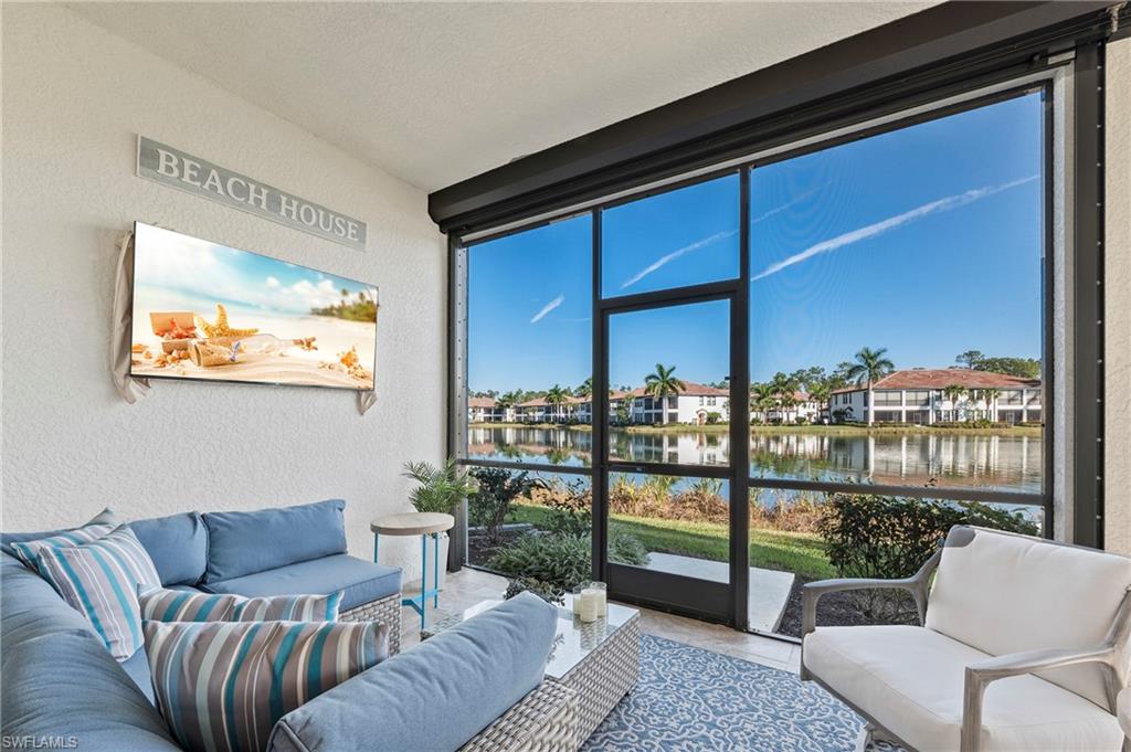 COACH HOMES AT LIVINGSTON LAKES - Residential