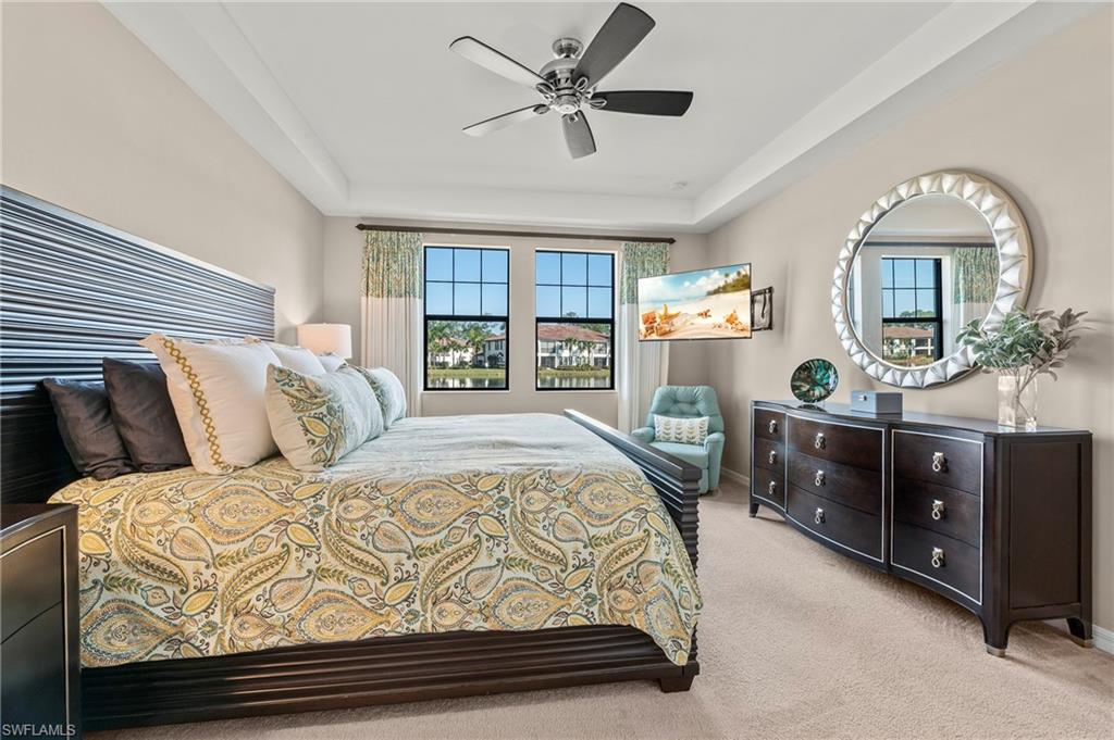COACH HOMES AT LIVINGSTON LAKES - Residential
