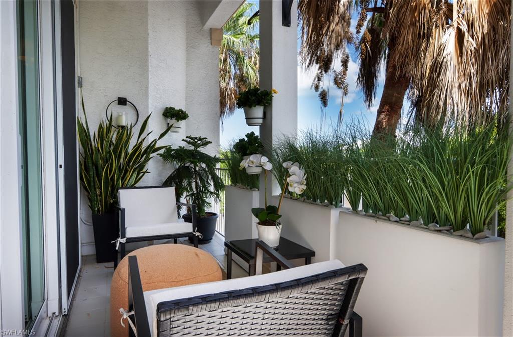 OLDE NAPLES - Residential Lease