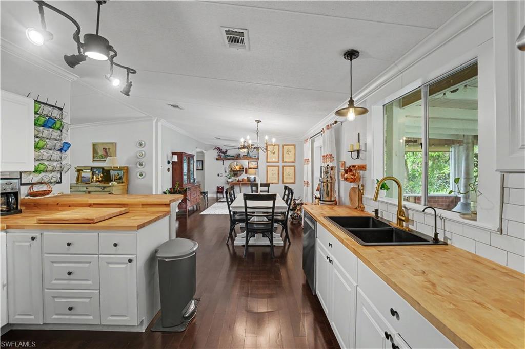 FORT DENAUD ACRES - Residential
