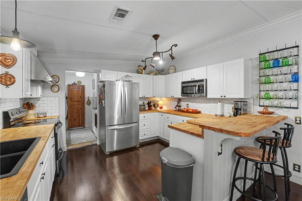 FORT DENAUD ACRES - Residential