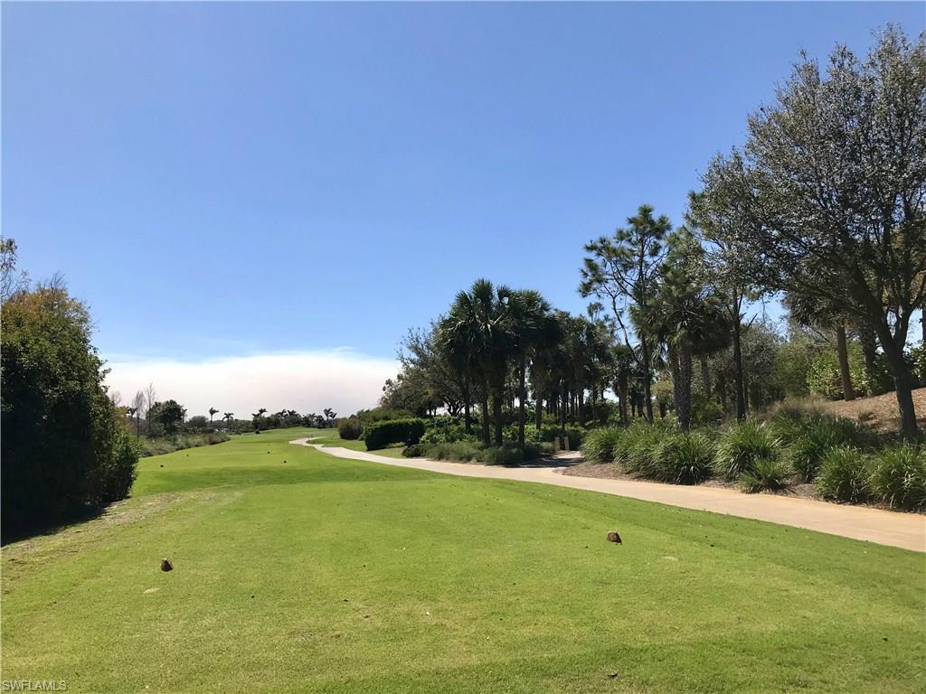 COACH HOMES AT HERITAGE BAY - Residential