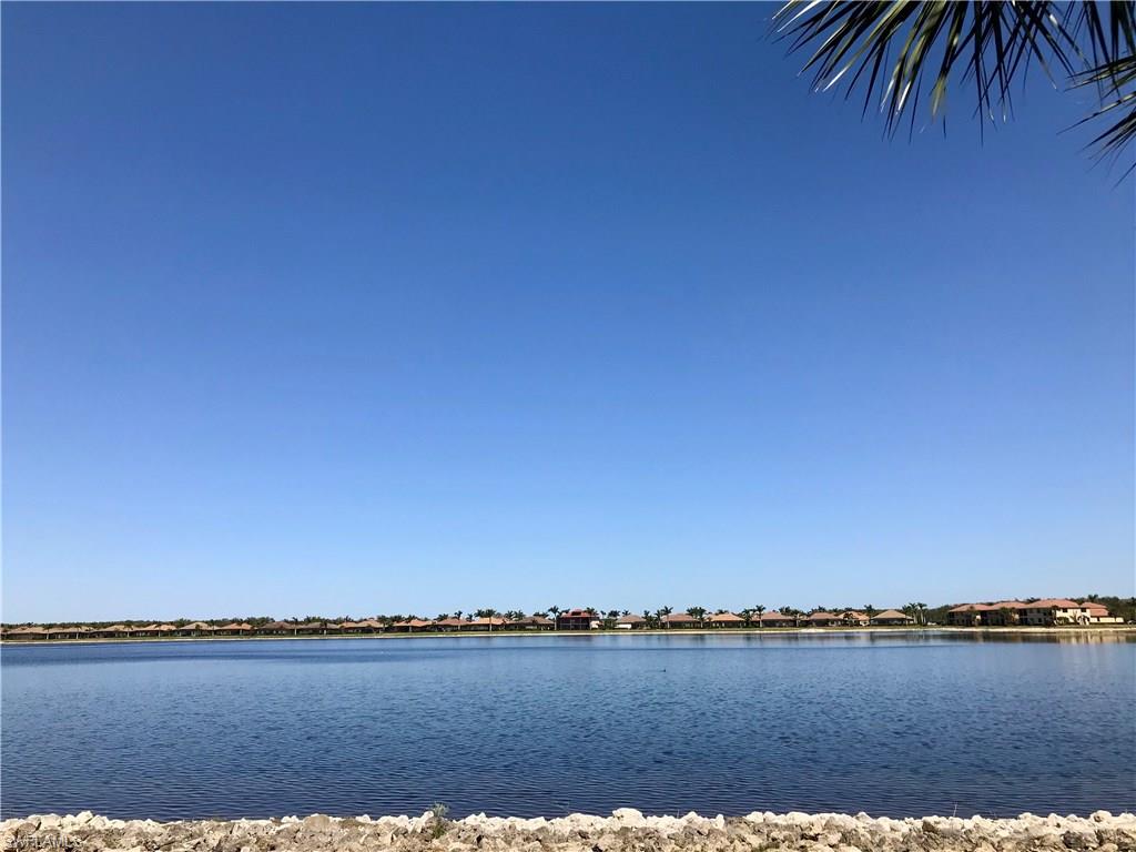 COACH HOMES AT HERITAGE BAY - Residential