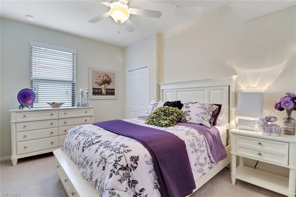 COACH HOMES AT HERITAGE BAY - Residential