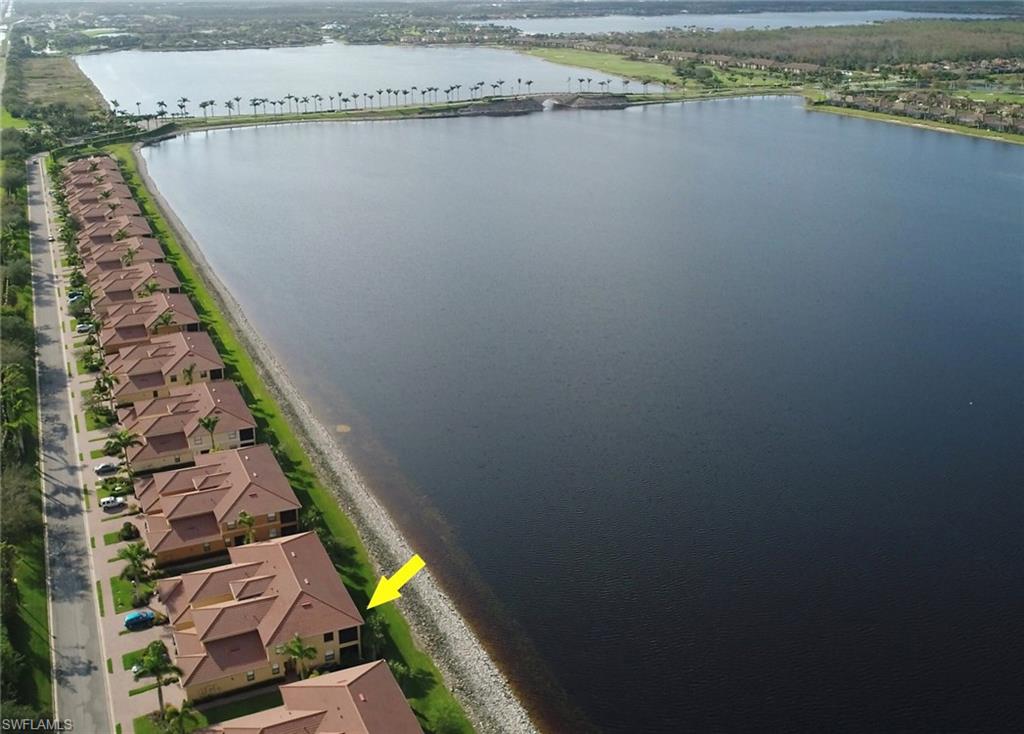 COACH HOMES AT HERITAGE BAY - Residential