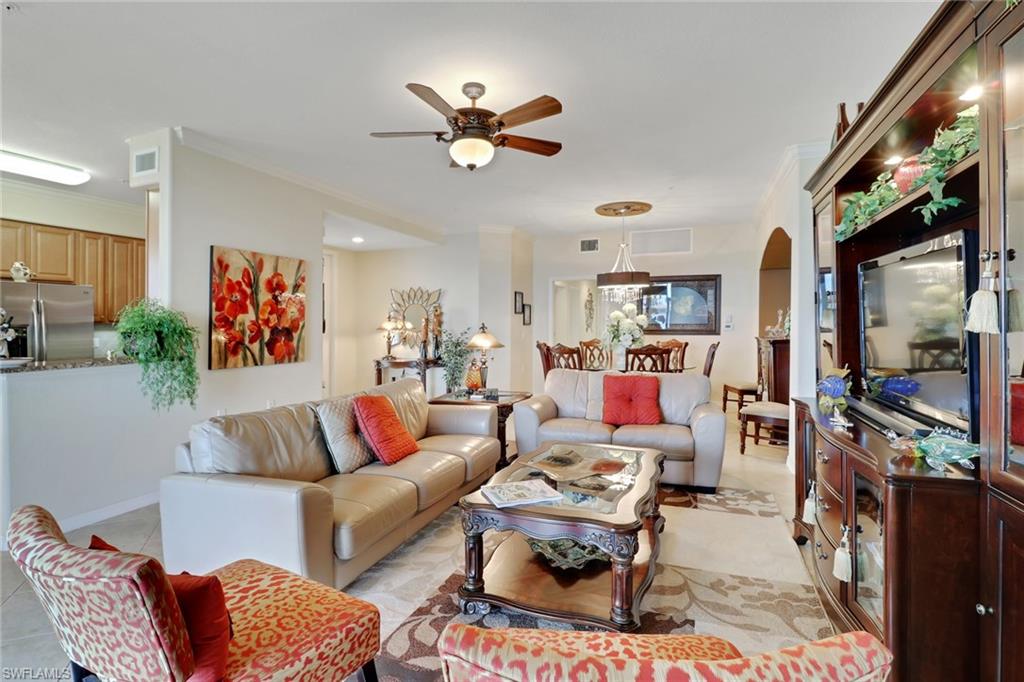 COACH HOMES AT HERITAGE BAY - Residential