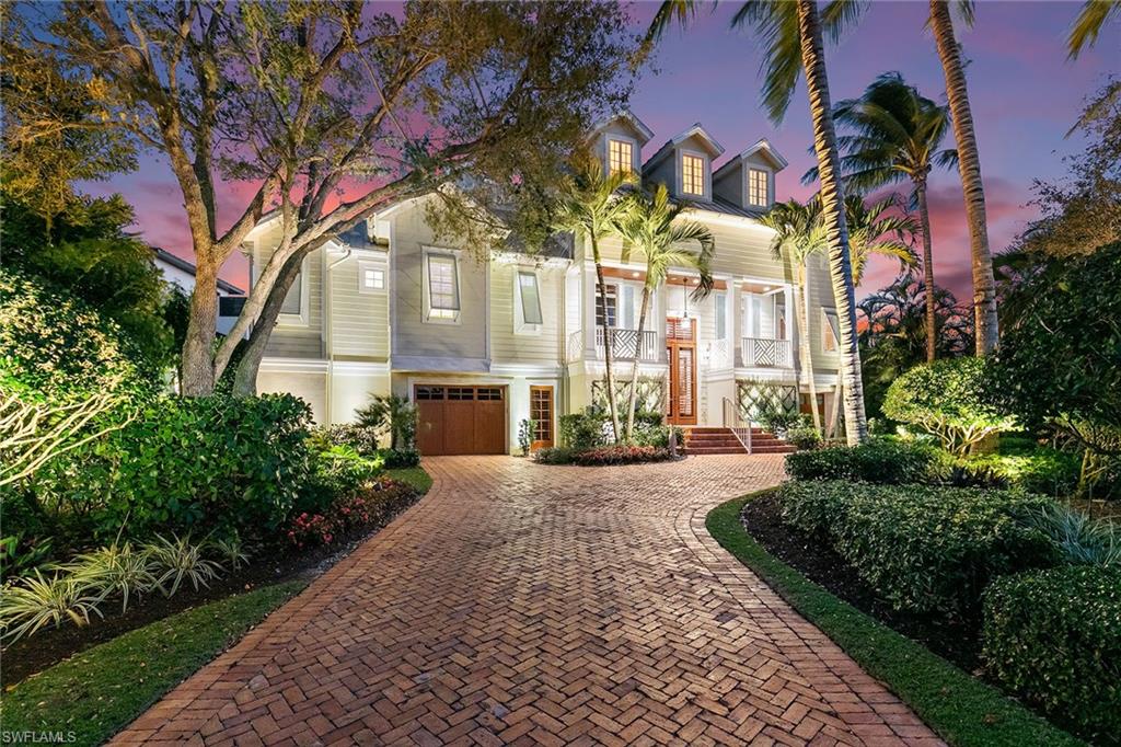 AQUALANE SHORES - Residential