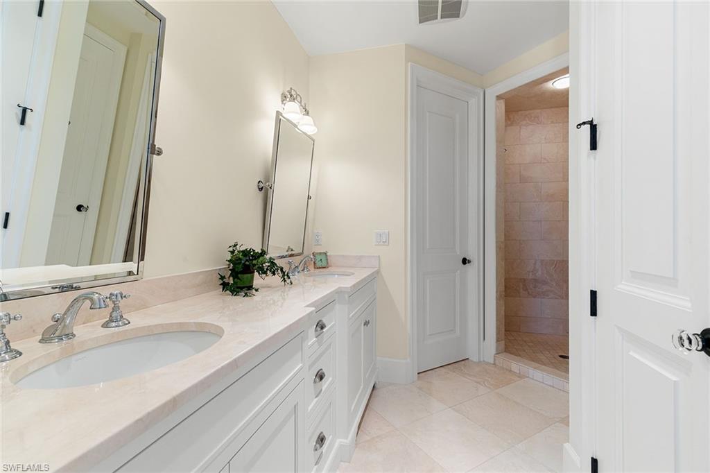 AQUALANE SHORES - Residential